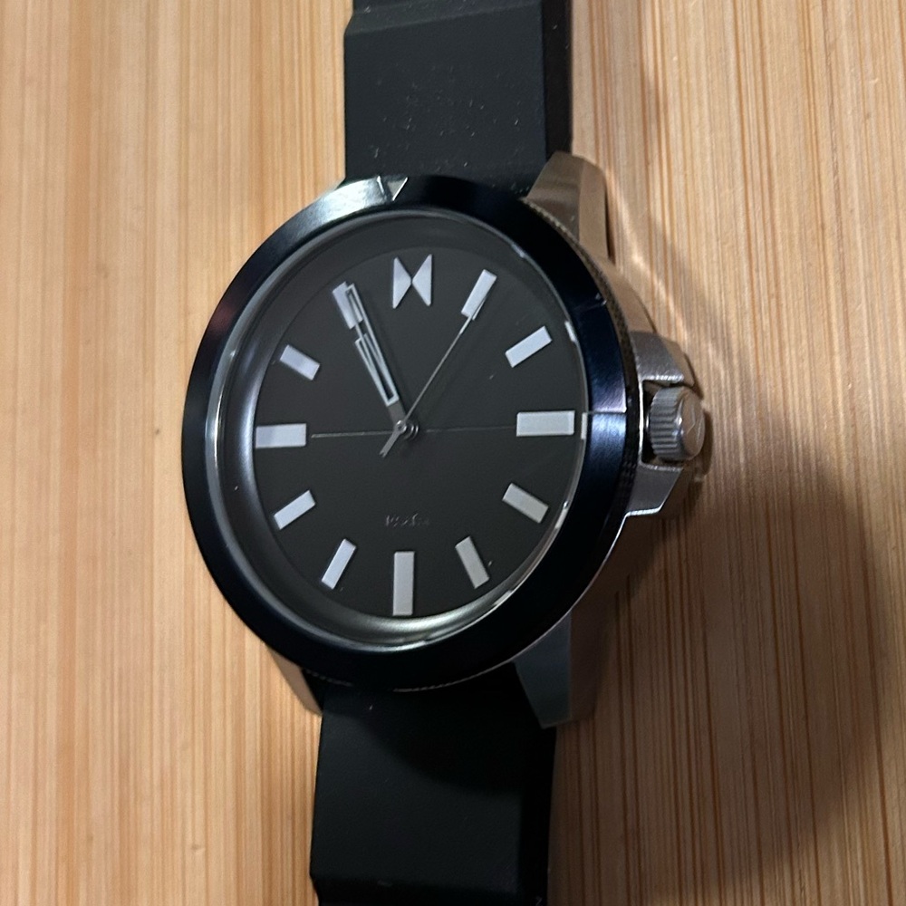 MVMT MARINE SPORT WATCH WITH 45.5MM BLACK FACE & BLACK SILICONE BAND - Picture 2 of 7